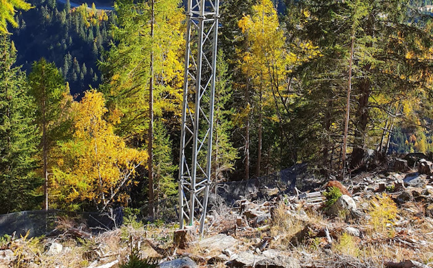 Lawineneinwirkungen auf Seilbahnstütze